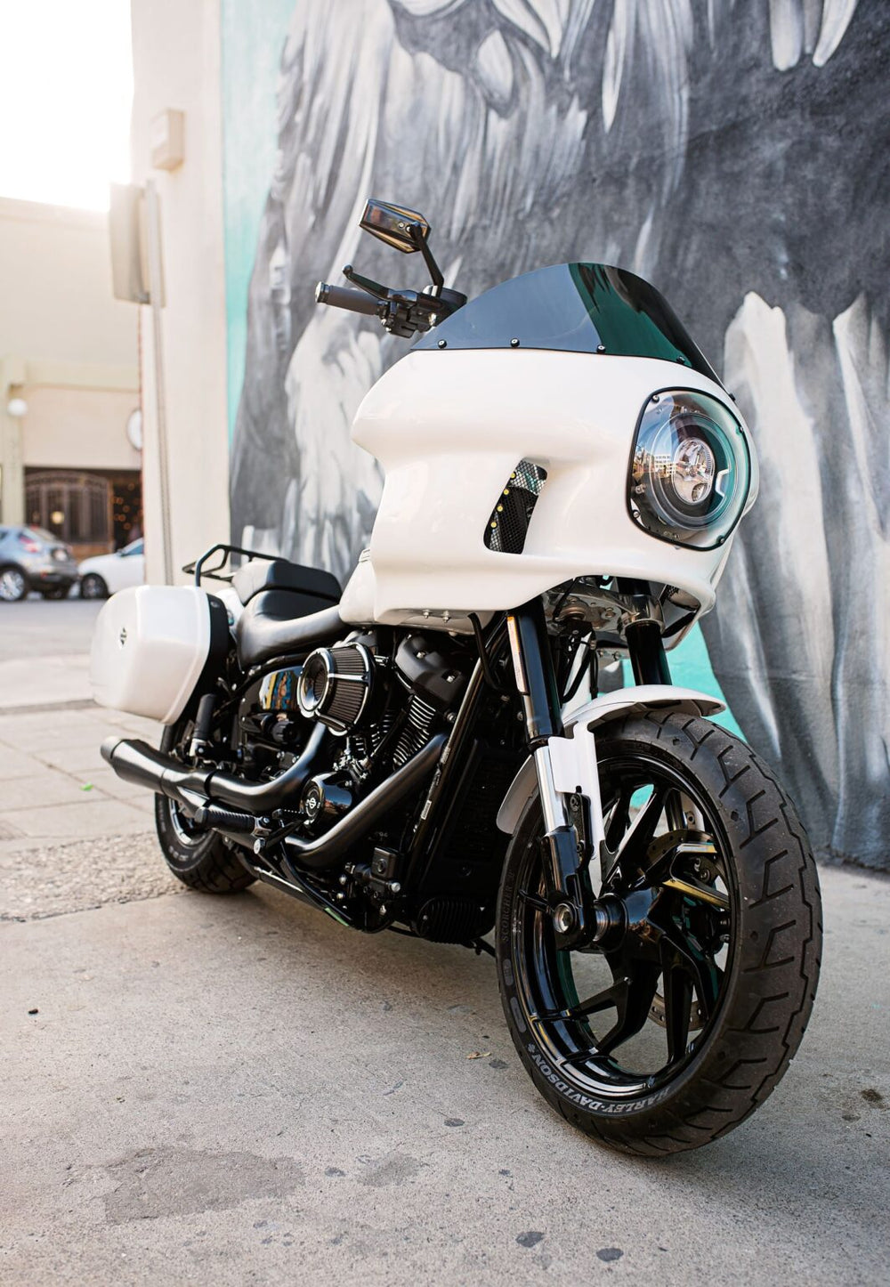 Thunderheader™ X-SERIES™ M8 Softail 2-In-1 Exhaust – Chrome (18' - 24')