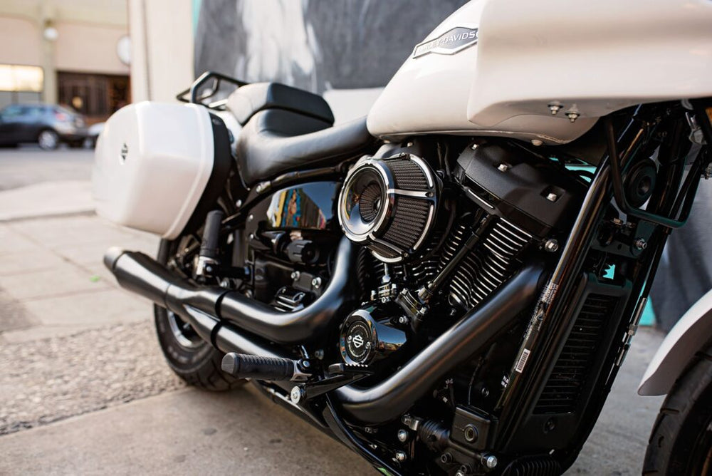 Thunderheader™ X-SERIES™ M8 Softail 2-In-1 Exhaust – Chrome (18' - 24')