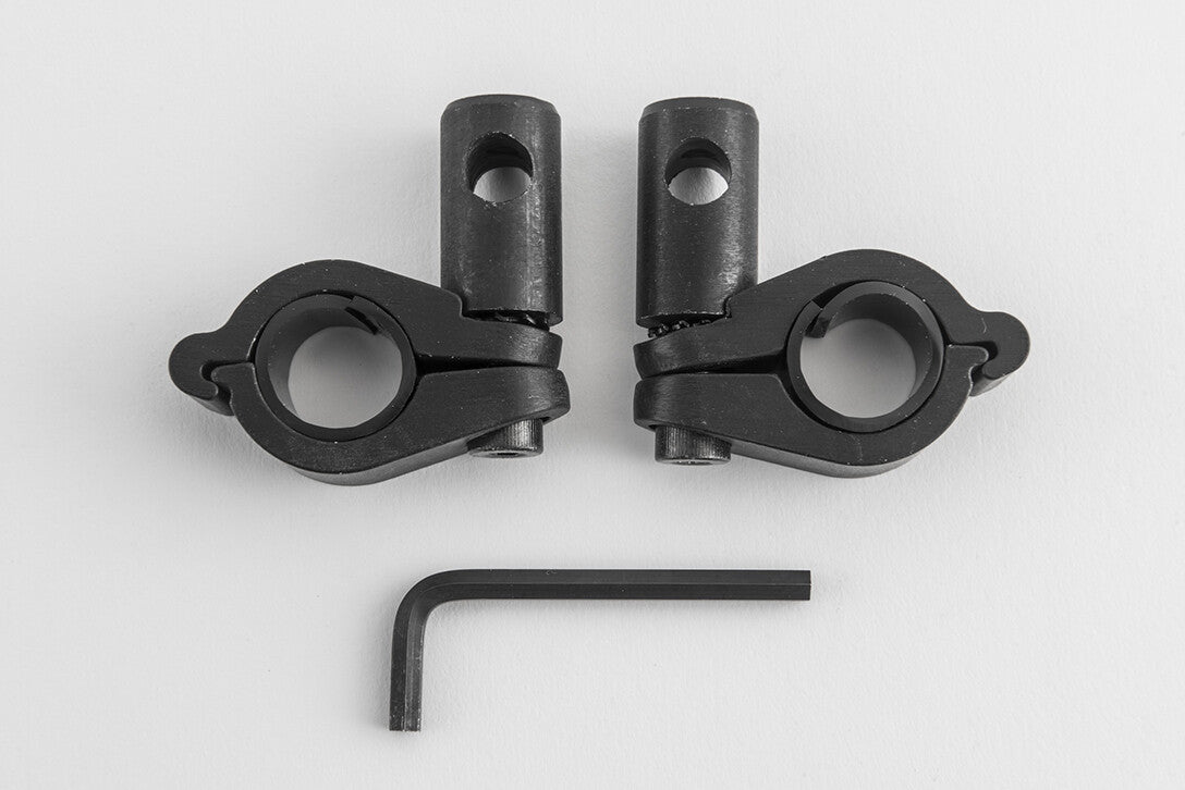 SLIPSTREAMER Windshield Clamp Kit